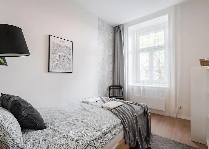Pop Art In The Heart Of Apartment *